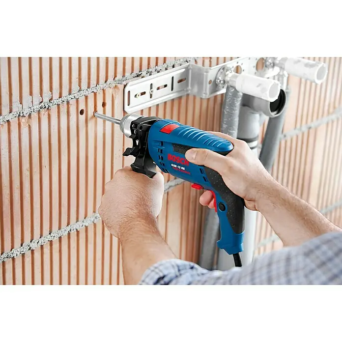 Bosch Professional Schlagbohrmaschine GSB 13 RE - 600 W, Leerlaufdrehzahl: 0 U/min - 2.800 U/min - Anwendungsbeispiel