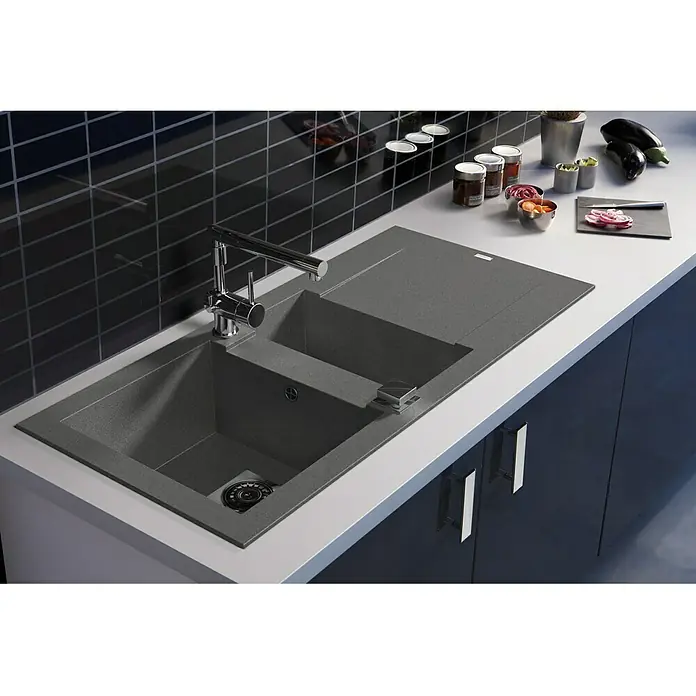 Carea Einbauspüle Dukkah - 105 x 50 cm, 1½ Becken, CAREAgranit®, Betongrau - Stimmungsaufnahme