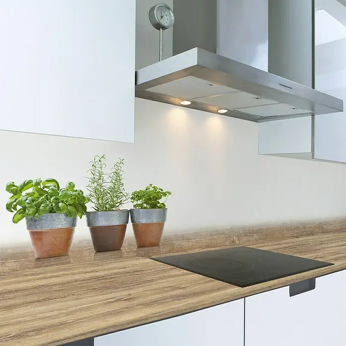 Resopal Küchenrückwand Fixmaß - Cerasum Herbs, 305 x 62 cm, Stärke: 15,4 mm, Holz - Stimmungsaufnahme