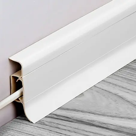 LOGOCLIC  Lajsna s kanalom za kabel