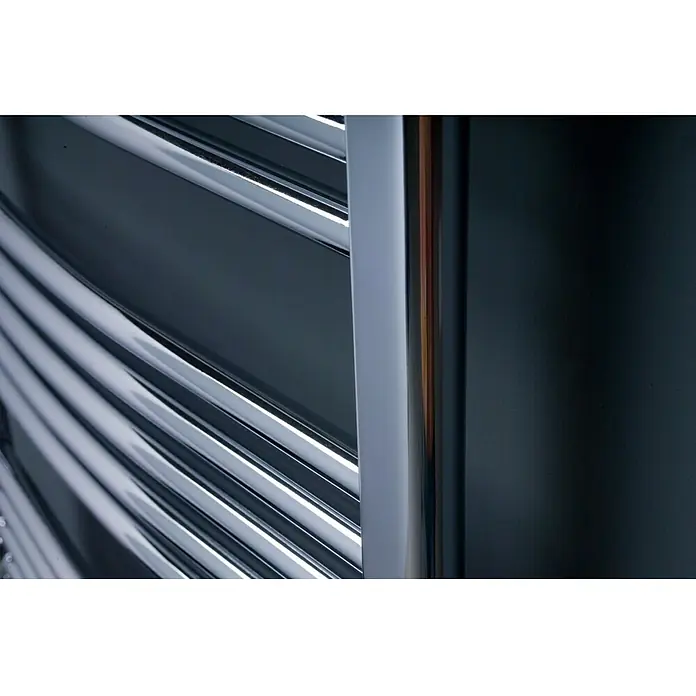 Ximax Badheizkörper C2 - 60 x 163,6 cm, Anschlüsse: Beidseitig unten, 635 W, Chrom - Detailaufnahme