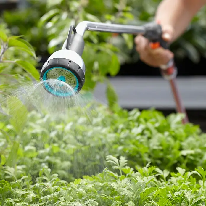 Gardena Premium Štap za zalijevanje - Duljina: 98 cm, Metal / plastika - Proizvod u upotrebi