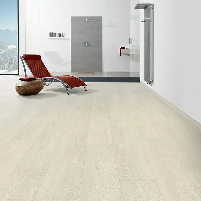 Living by Haro Designboden HydroStar Eiche Siena - 1.282 x 235 x 6,5 mm, Landhausdiele - Stimmungsaufnahme