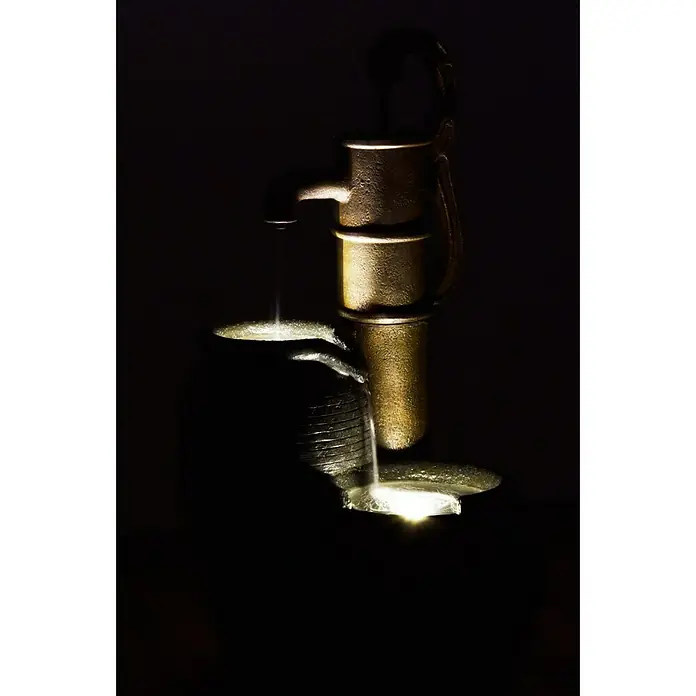 Dobar Kunststeinbrunnen - 47,5 x 38,5 x 84 cm - Stimmungsaufnahme