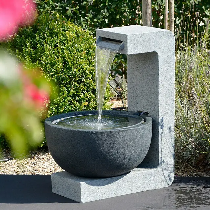 Dobar Kunststeinbrunnen - 52 x 44 x 65 cm - Stimmungsaufnahme