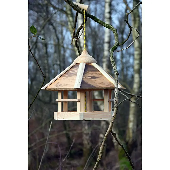 Dobar Sechseck-Vogelfutterhaus - 35 x 35 x 29 cm, Mit Silo - Stimmungsaufnahme