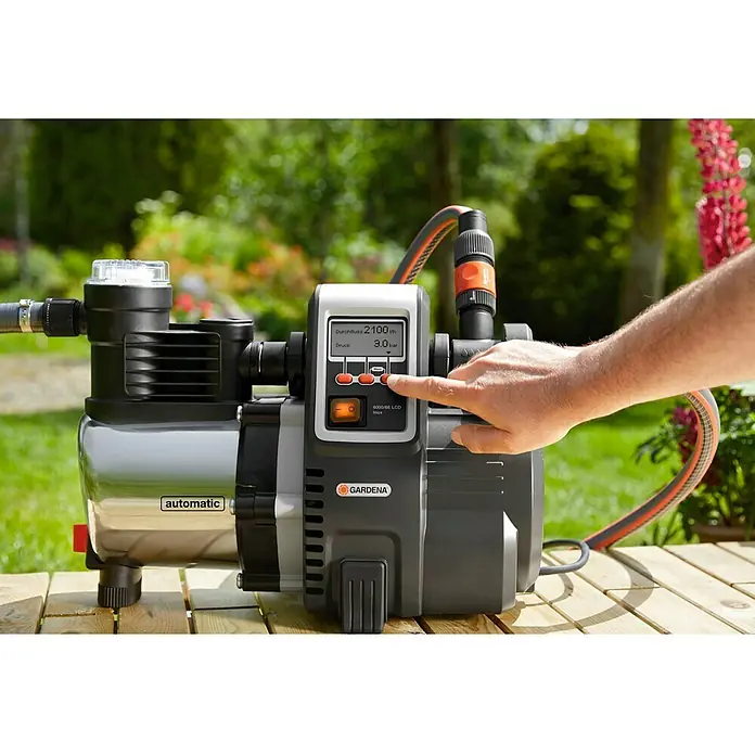 Gardena Kućna pumpa za vodu 6000/6 LCD inox - 1.300 W, Maksimalni protok: 6.000 l/h, Maksimalni tlak: 5,5 bar