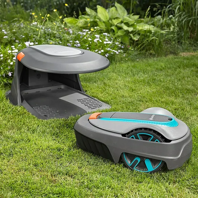 Gardena Nadstrešnica za robotske kosilice - Sive boje, Sklopivi poklopac - Proizvod u upotrebi