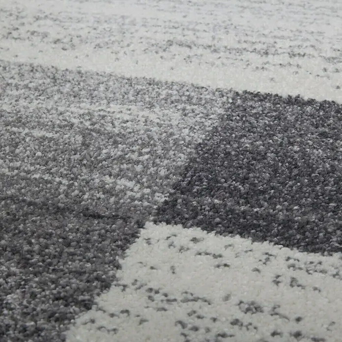 Kurzflorteppich 501 - Silber, 170 x 120 cm, 100 % Polypropylen (Flor) - Detailaufnahme