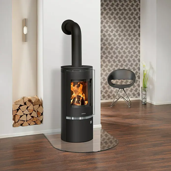 Justus Kaminofen Faro Top 2.0 - 6 kW, Raumheizvermögen: 124 m³, Material Abdeckung: Stahl, Schwarz - Stimmungsaufnahme