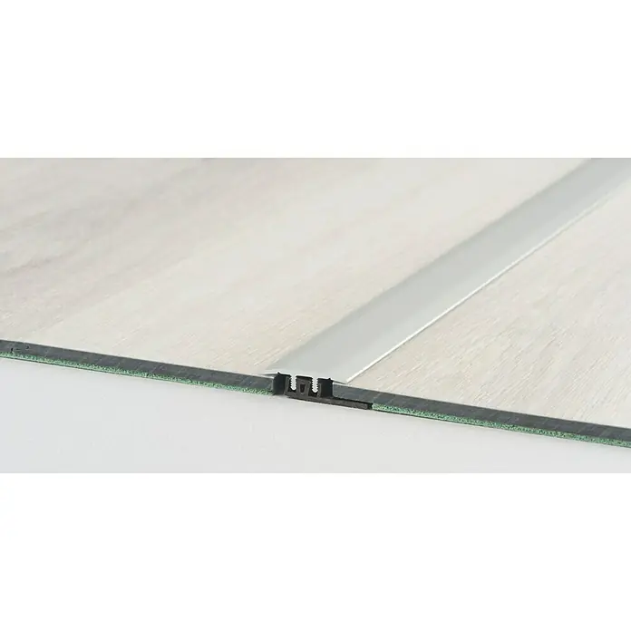 LOGOCLIC Übergangsprofil 322 - Silber, 2,7 m x 27 mm, Montageart: Stecken - Detailaufnahme
