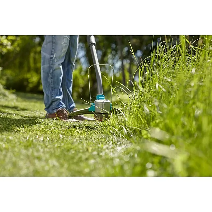Gardena PowerCut Akumulatorski trimer Li-40/30 - 40 V, Litij-ionska, 1 baterija, Širina reza: 30 cm - Proizvod u upotrebi