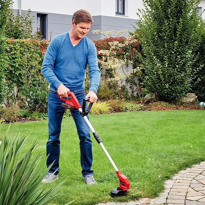 Einhell Power X-Change Akku-Rasentrimmer GC-CT 18/24 Li-Solo - 18 V, Li-Ionen, Ohne Akku, Schnittbreite: 24 cm - Anwendungsbeispiel