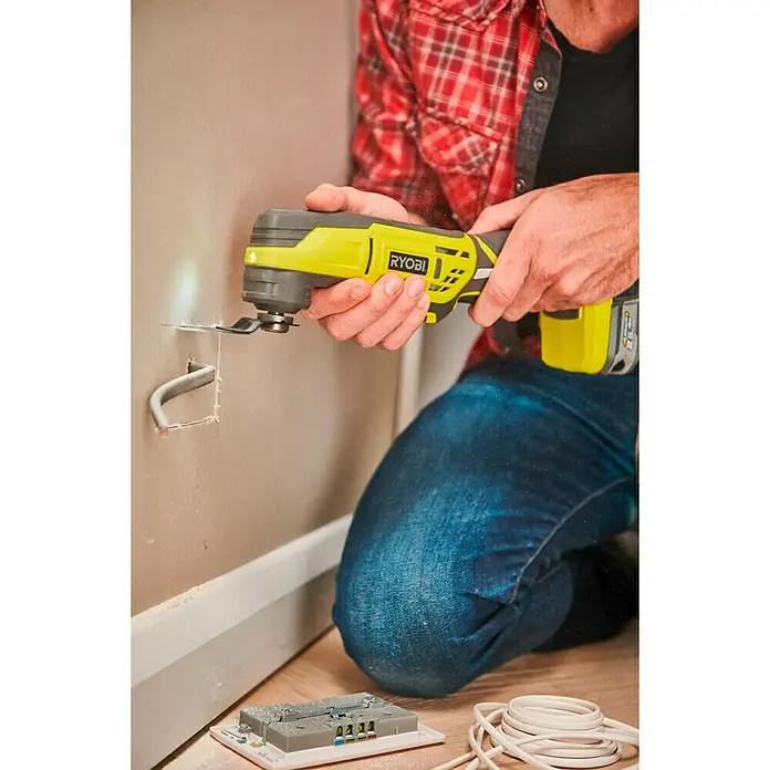 Ryobi ONE+ Multiherramienta de batería R18MT3-0 - 18 V, Iones de litio, Sin batería