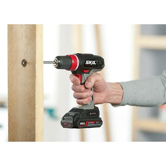Skil Energy Platform Akku-Bohrschrauber 2842 AC - 18 V, 2 Akkus, 1,5 Ah - Anwendungsbeispiel