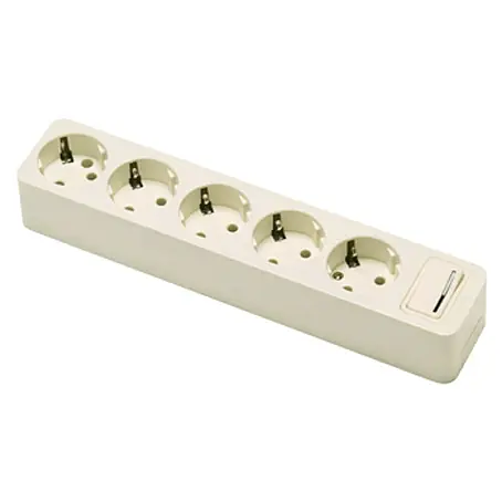 Famatel  Base de enchufe múltiple con interruptor
