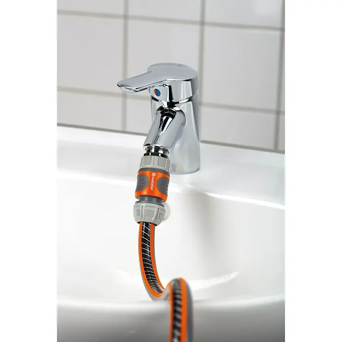 Gardena Priključni navoj - Vanjski navoj: 26,5 mm (G 3/4“), Prikladno za: slavine s perlatorom - Proizvod u upotrebi