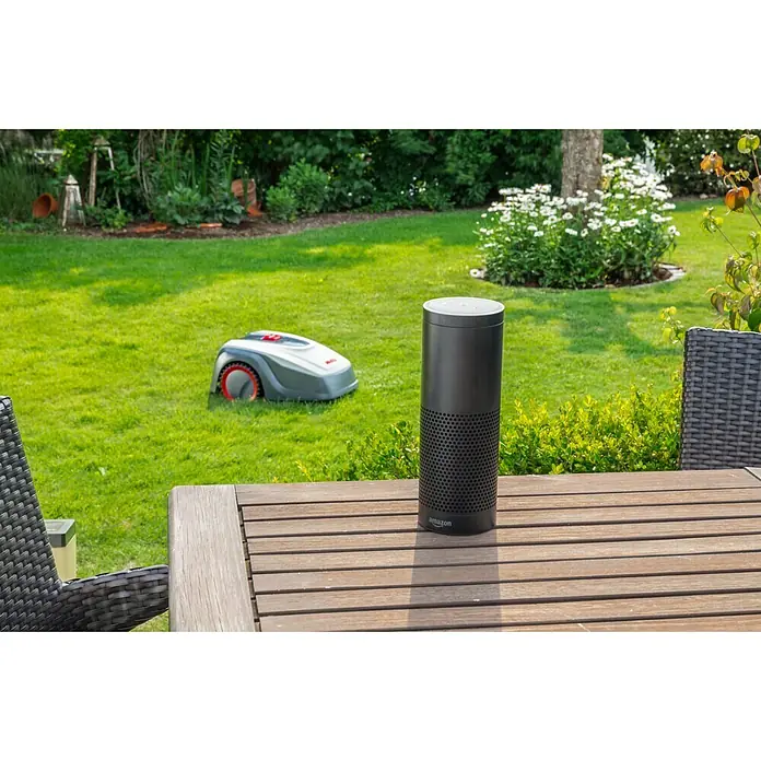 Bosch Robotska kosilica ROBOLINHO 500 W - 20 V, Litij-ionska, 2,5 Ah, 1 baterija, Maksimalna preporučena površina: 500 m² - Proizvod u upotrebi