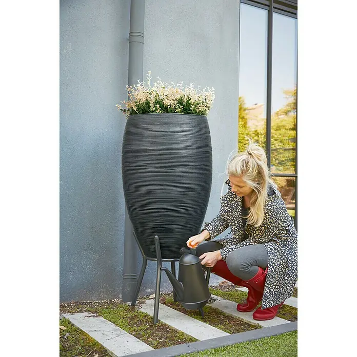 Capi Europe Regenton Rib met bloembak - 130 l, Zwart
