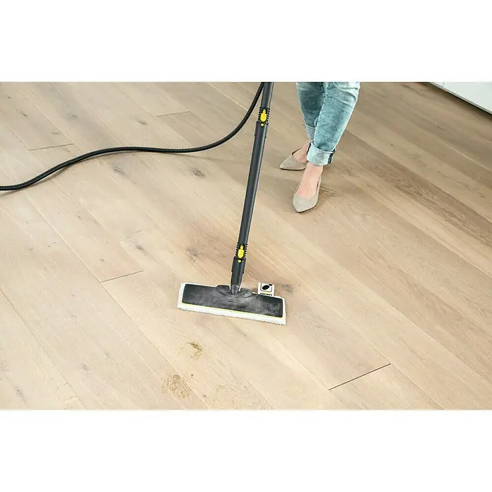 Kärcher Limpiadora de vapor SC 4 EasyFix IRON - Rendimiento calorífico: 2.000 W, Tiempo de calentamiento: 4 min - Producto en uso