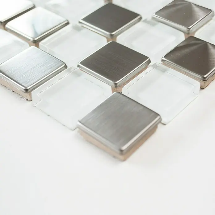 Mosaikfliese Quadrat Crystal Mix XAM A841 - 32,7 x 30,2 cm, Weiß/Silber, Glänzend - Vorderansicht
