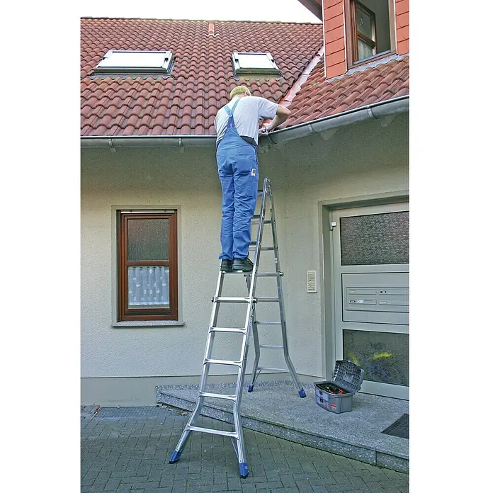 Krause Stabilo Sprossen-Gelenk-Teleskopleiter - Arbeitshöhe: 6,05 m, 4 x 5 Sprossen, Treppenfunktion, Aluminium - Anwendungsbeispiel