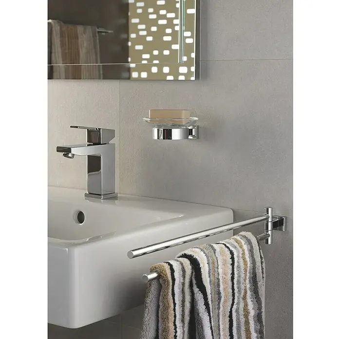 Grohe Essentials Cube Handtuchhalter - 2-armig, Chrom, Glänzend - Stimmungsaufnahme