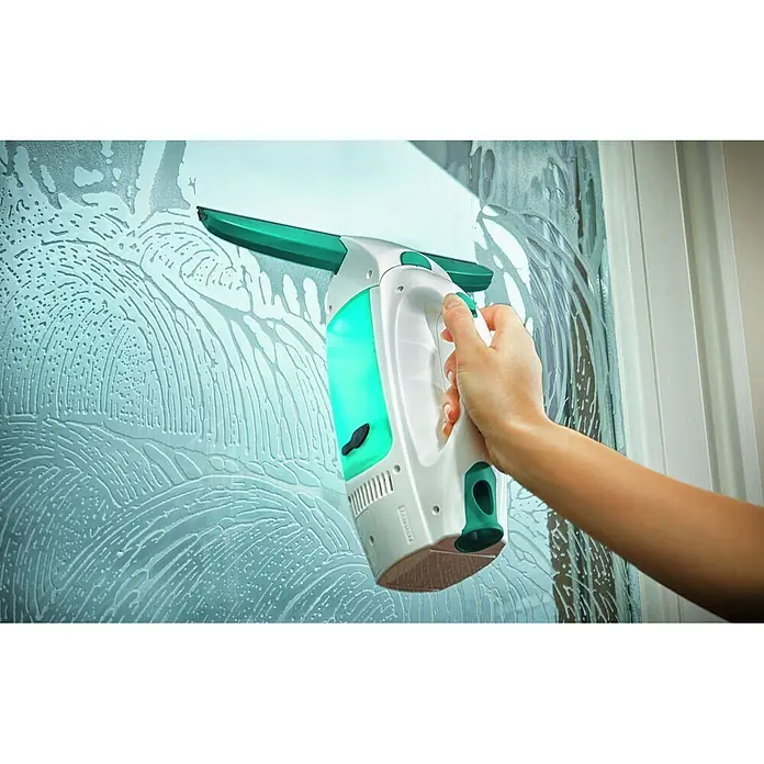 Leifheit Akku-Fenstersauger Dry & Clean - Flächenleistung: Bis 100 m²/Akkuladung, Ohne Zubehör - Anwendungsbeispiel