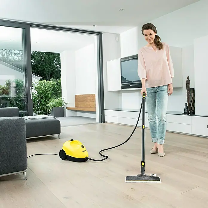Kärcher Parni čistač SC 2 EasyFix - 1.500 W, Vrijeme zagrijavanja: 6,5 min - Proizvod u upotrebi