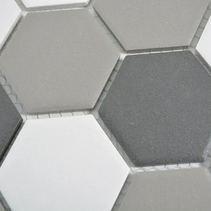 Mosaikfliese Hexagon Mix CU HX150 - 32,5 x 28,1 cm, Weiß/Schwarz/Grau, Matt - Detailaufnahme