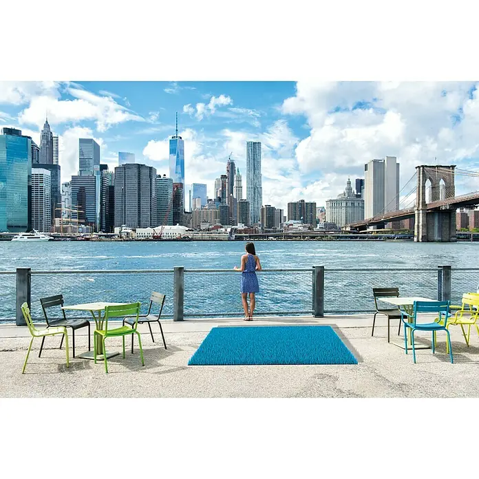 Classis Carpets Infinity Grass Rasenteppich World of Colors - 200 x 133 cm, Hawaiian Blue, Ohne Noppen - Anwendungsbeispiel