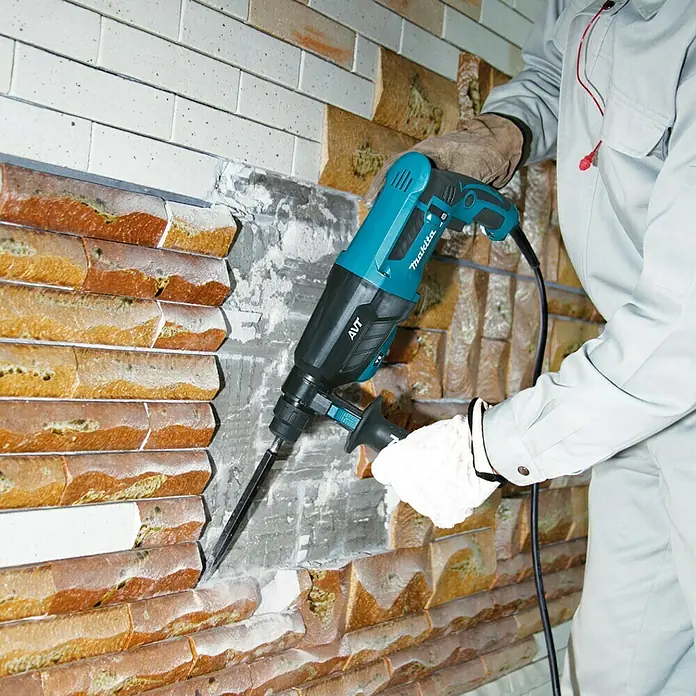 Makita Kombihammer HR2631FT13 - 800 W, Einzelschlagstärke: 2,4 J, Leerlaufdrehzahl: 0 U/min - 1.200 U/min - Anwendungsbeispiel