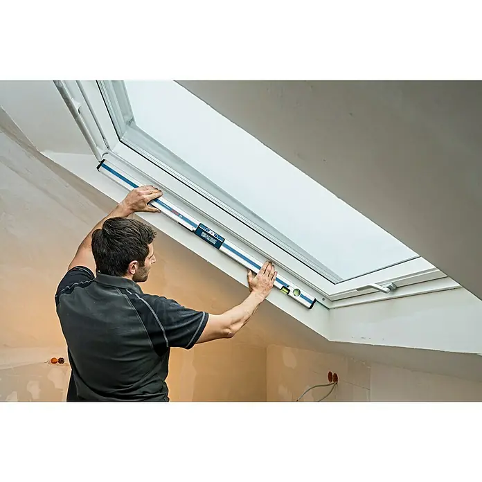 Bosch Professional Digitale Wasserwaage GIM 120 - 1.250 mm, Messbereich: 0° - 360° (4 x 90°)