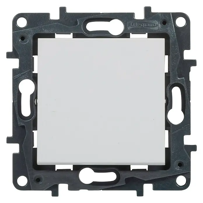 Legrand Niloé Step Cruzamiento - Blanco, Montaje en la pared, IP44