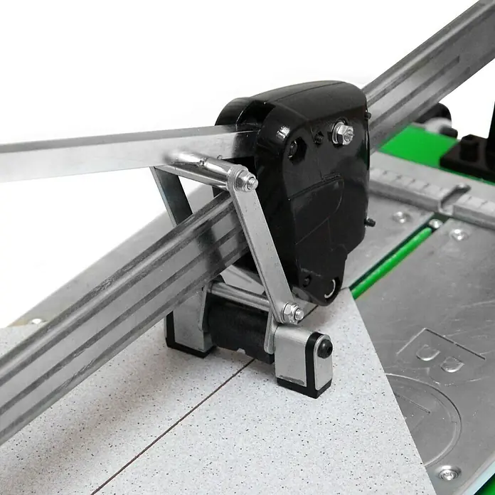Berg Fliesenschneider BTC 640 - Max. Schnittlänge: 640 mm - Detailaufnahme