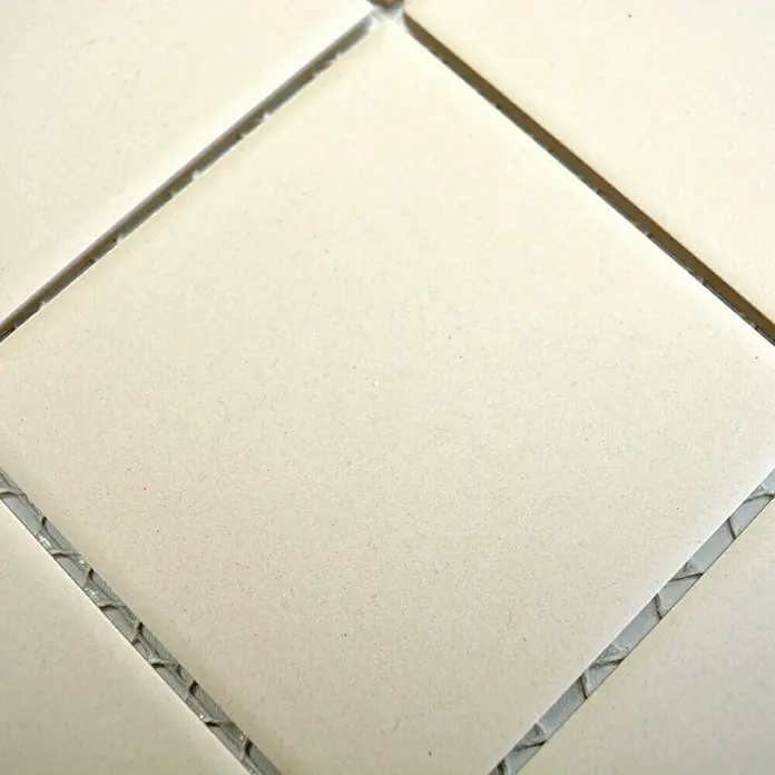 Mosaikfliese Quadrat Uni CU 942 - 29,8 x 29,8 cm, Hellgrau, Matt - Detailaufnahme