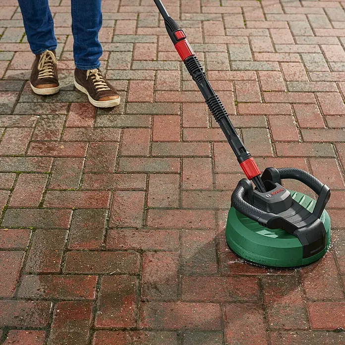 Bosch Flächenreiniger Multi Aquasurf 280 - Durchmesser: 280 mm, Passend für: Bosch Hochdruckreiniger Aquatak-Serie, Bosch Hochdruckreiniger EasyAquatak 100, Bosch Hochdruckreiniger EasyAquatak 120, Bosch Hochdruckreiniger UniversalAquatak 125, Bosch Hochdruckreiniger UniversalAquatak 130, Bosch Hochdruckreiniger UniversalAquatak 135, Bosch Hochdruckreiniger AdvancedAquatak 160 - Anwendungsbeispiel