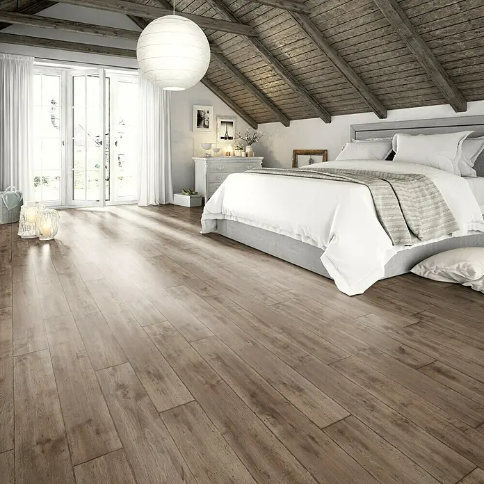 Egger Home Laminaat Vinstra eiken grijs - 1.292 x 192 x 8 mm, Planken - Sfeeropname