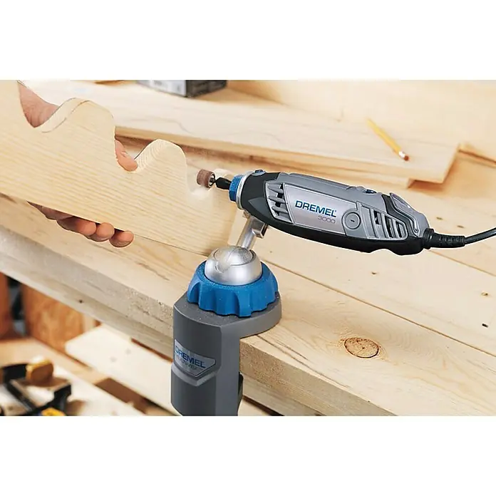Dremel Multifunktionswerkzeug 3000-15 - 130 W, 15 Dremel-Zubehöre - Anwendungsbeispiel