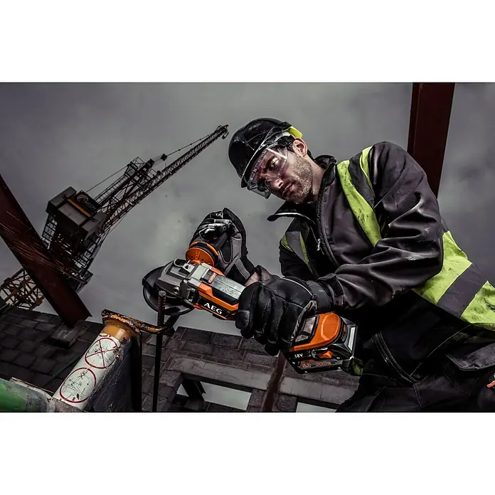 AEG Powertools Akku-Kombihammer BBH18BL-0 - 18 V, Ohne Akku, Leerlaufdrehzahl: 0 U/min - 1.400 U/min, Einzelschlagstärke: 2,5 J - Vorderansicht