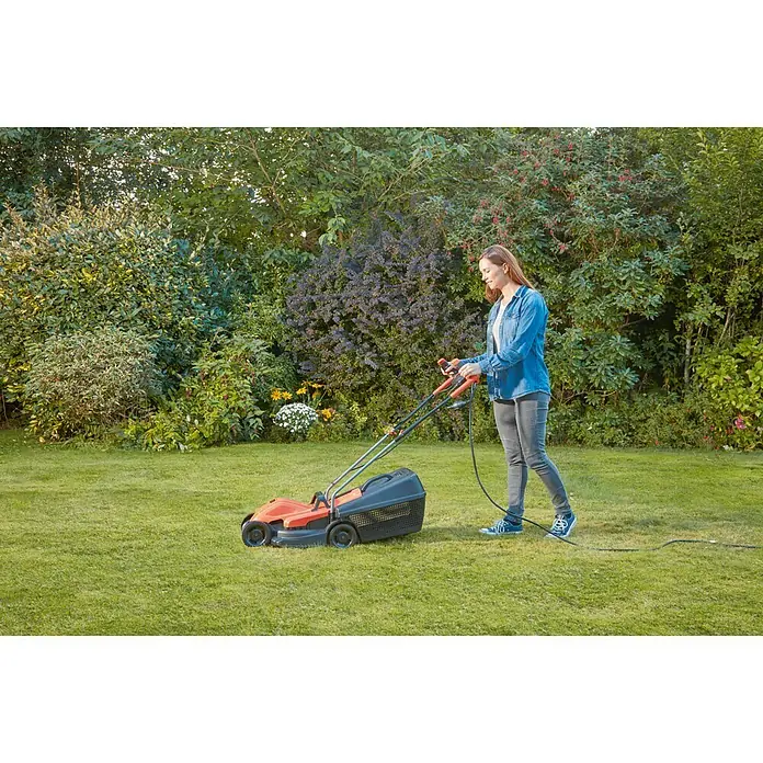 Black+Decker Cortacésped eléctrico BEMW451BH-QS - 1.200 W, Ancho de corte: 32 cm