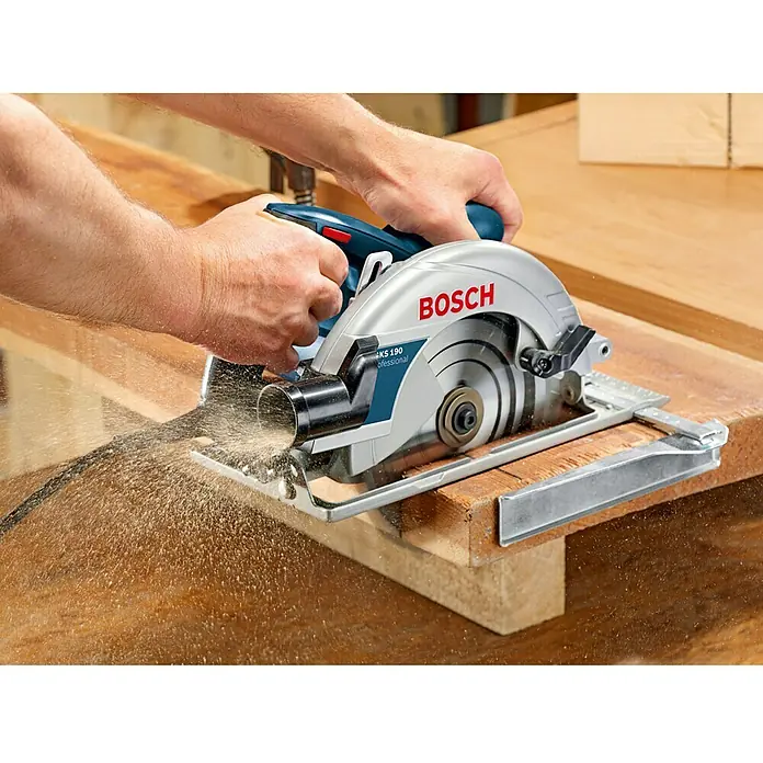 Bosch Professional Ručna kružna pila GKS 190 - 1.400 W, List pile: Ø 190 mm, Broj okretaja pri praznom hodu: 5.500 okr/min - Proizvod u upotrebi