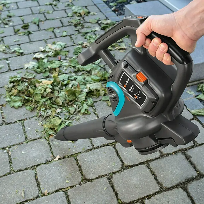 Gardena Akku-Laubbläser PowerJet 40-Li - 40 V, Ohne Akku, Li-Ionen