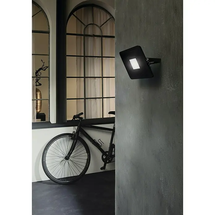 Eglo LED-Strahler Faedo 3 - 1-flammig, Wandhalterung, 50 W, IP65