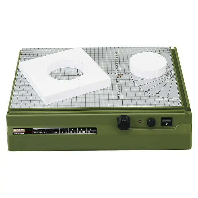 Proxxon Micromot Cortador con alambre caliente Thermocut 230/E n.º 27080 - Superficie de trabajo: 390 x 280 mm, Temperatura de trabajo: 100 - 200 °C, Apto para: Placas de espuma dura de poliuretano - Vista frontal