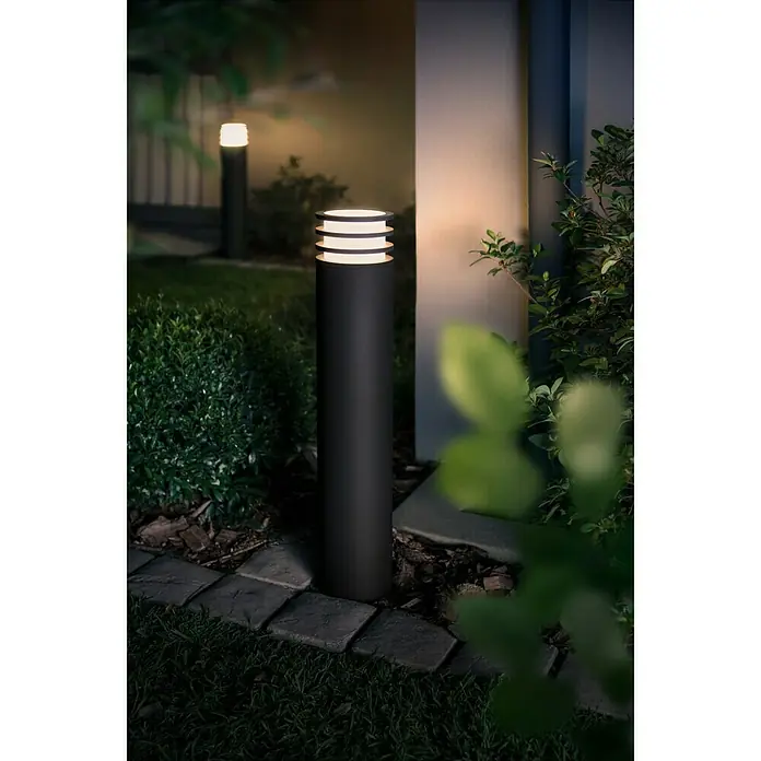 Philips Hue LED-Außenwegleuchte Lucca - 1-flammig, 9,5 W, Lichtfarbe: Warmweiß, IP44