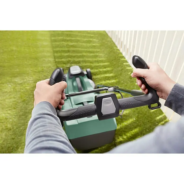 Bosch 18 V Power for All Akku-Rasenmäher CityMower 18 - 18 V, 1 Akku, 4 Ah, Schnittbreite: 32 cm - Anwendungsbeispiel