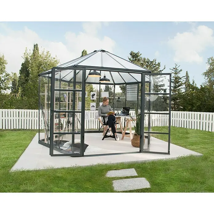Palram – Canopia Gewächshaus Oasis 12 FT - 363 x 316 x 289 cm, Anthrazit, Transparent - Stimmungsaufnahme