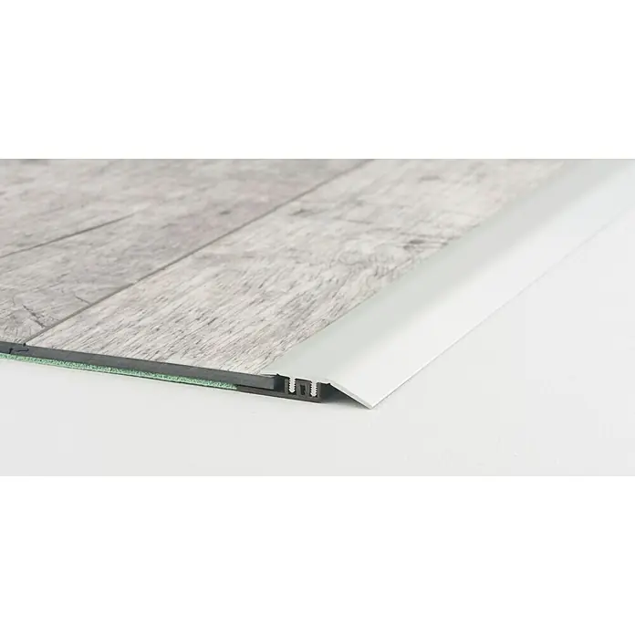 LOGOCLIC Anpassprofil 323 - Silber, 0,9 m x 34 mm, Montageart: Stecken - Detailaufnahme