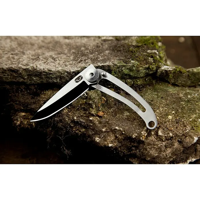 True Utility Navaja de bolsillo Bare - Longitud de la hoja: 48 mm, Acero inoxidable 420 - Foto ambiente